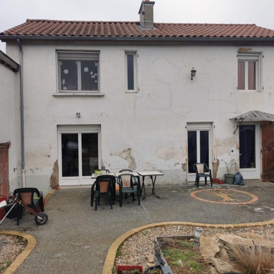   CHAUVET IMMOBILIER : Maison / Villa | SAINT-NIZIER-SOUS-CHARLIEU (42190) | 122 m2 | 155 000 € 