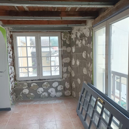   CHAUVET IMMOBILIER : Maison / Villa | SAINT-CYR-DE-FAVIERES (42123) | 96 m2 | 55 000 € 