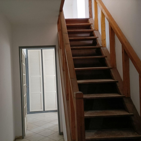   CHAUVET IMMOBILIER : Maison / Villa | SAINT-CYR-DE-FAVIERES (42123) | 96 m2 | 45 000 € 