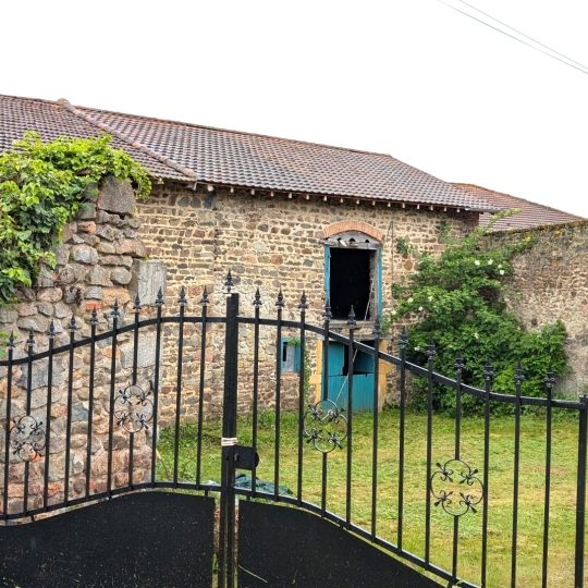  CHAUVET IMMOBILIER : Maison / Villa | LAY (42470) | 120.00m2 | 75 000 € 