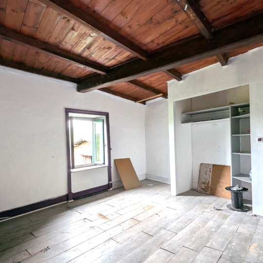   CHAUVET IMMOBILIER : Maison / Villa | LAY (42470) | 120 m2 | 75 000 € 