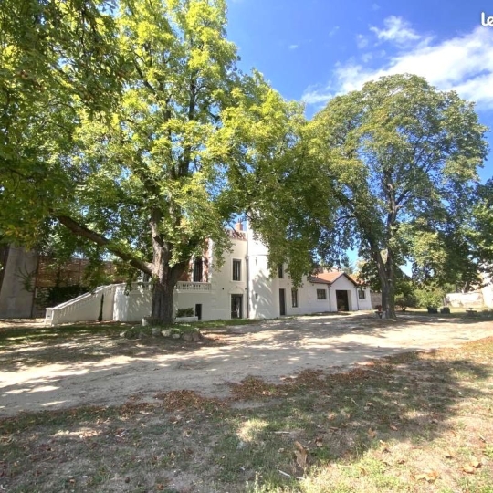   CHAUVET IMMOBILIER : Domaines / Propriétés | SAINT-CYPRIEN (42160) | 246 m2 | 549 000 € 