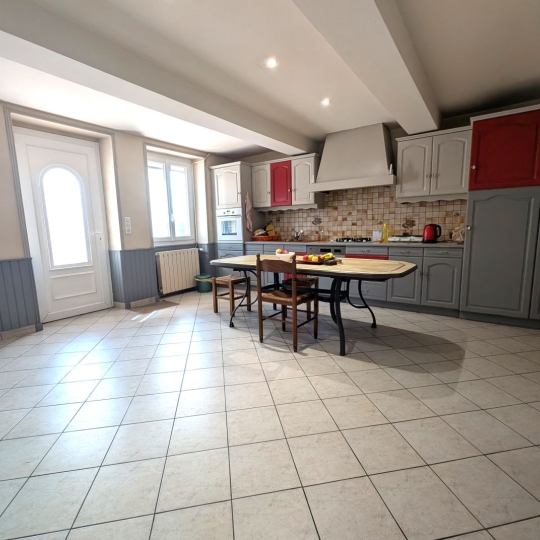   CHAUVET IMMOBILIER : Domaines / Propriétés | MELAY (71340) | 140 m2 | 199 900 € 