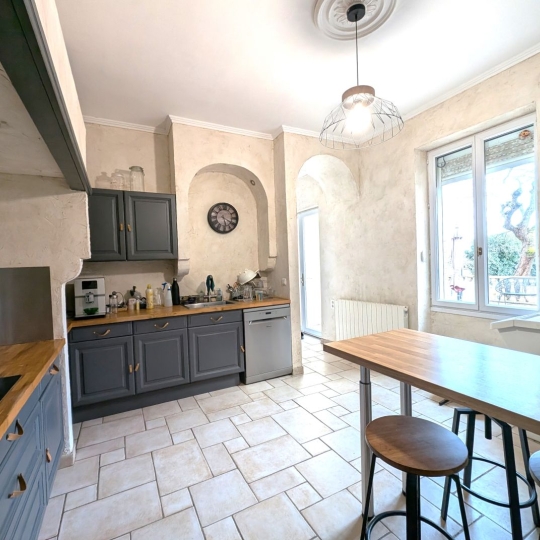  CHAUVET IMMOBILIER : Maison / Villa | SAINT-LEGER-SUR-ROANNE (42155) | 310.00m2 | 330 000 € 