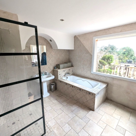   CHAUVET IMMOBILIER : Maison / Villa | SAINT-LEGER-SUR-ROANNE (42155) | 310 m2 | 330 000 &euro; 