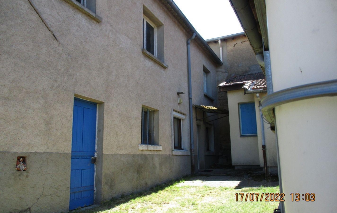  CHAUVET IMMOBILIER : Maison / Villa | SAINT-JUST-LA-PENDUE (42540) | 157 m2 | 135 000 € 