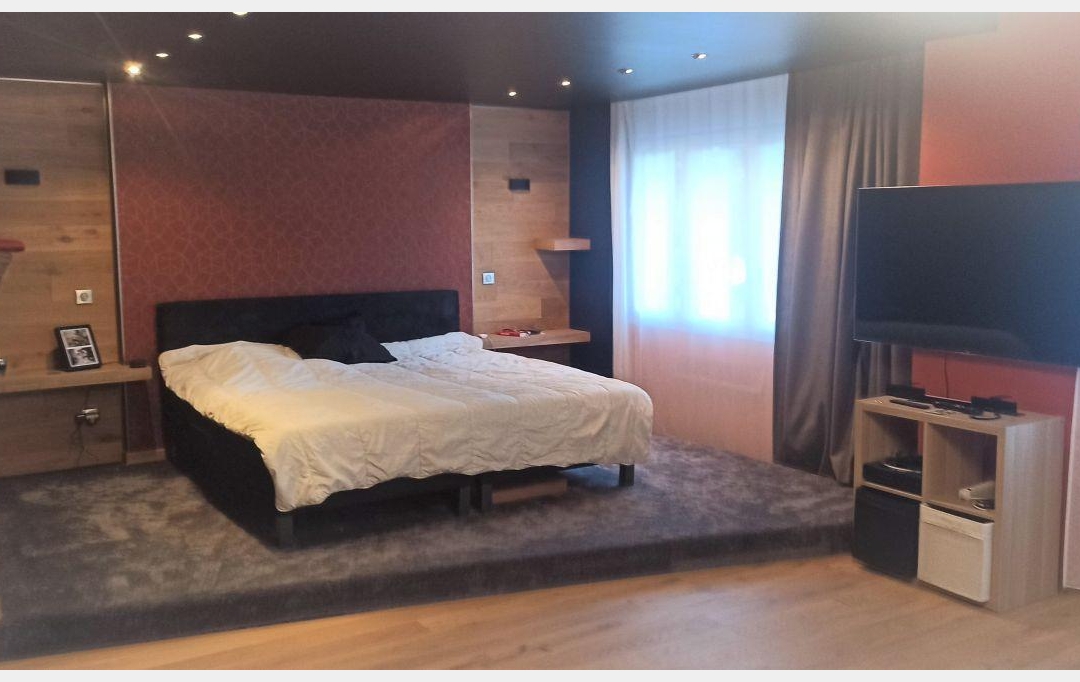  CHAUVET IMMOBILIER : Appartement | SAINT-ETIENNE (42100) | 145 m2 | 249 000 € 