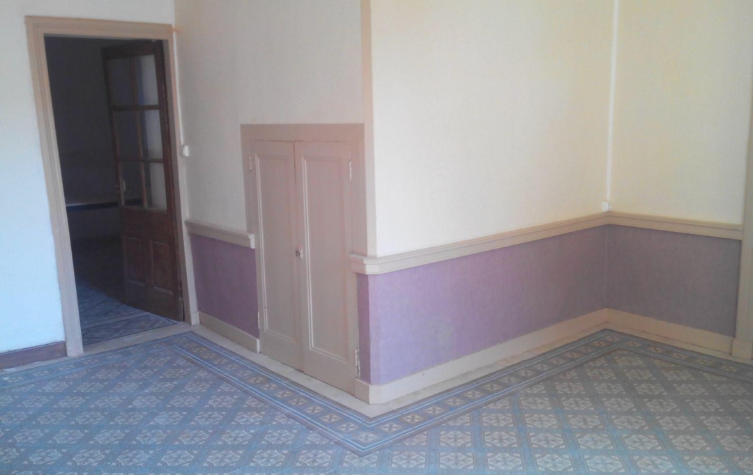  CHAUVET IMMOBILIER : House | JARNOSSE (42460) | 300 m2 | 219 000 € 