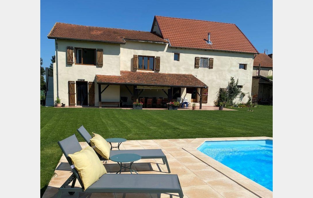  CHAUVET IMMOBILIER : Maison / Villa | CHAMBILLY (71110) | 285 m2 | 299 000 € 