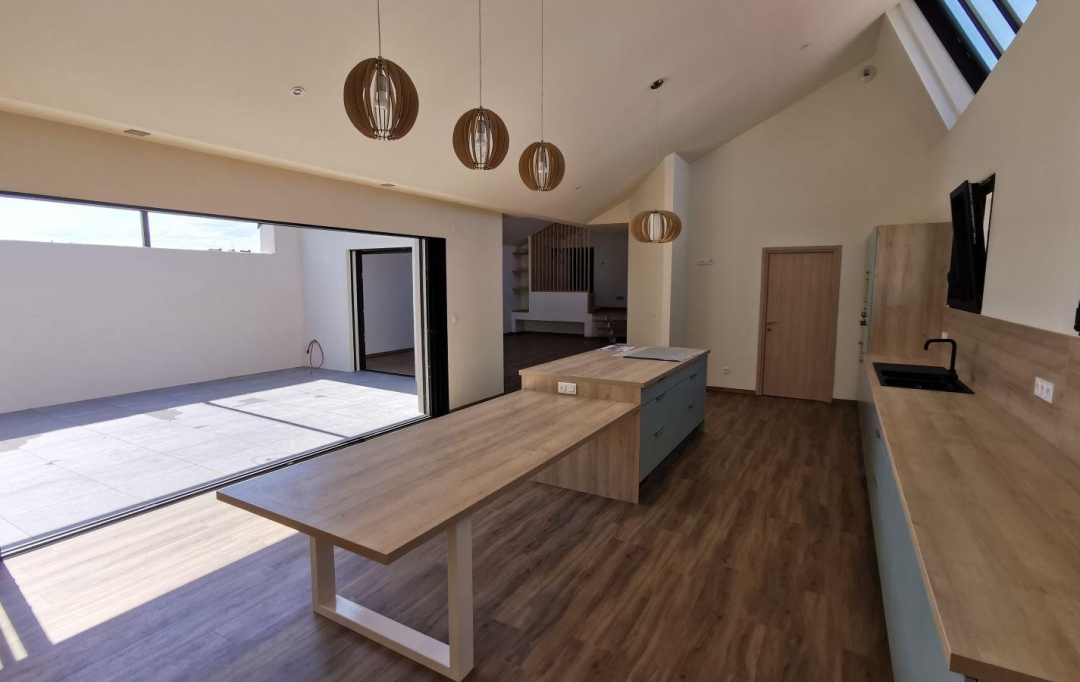  CHAUVET IMMOBILIER : Apartment | ROANNE (42300) | 193 m2 | 480 000 € 