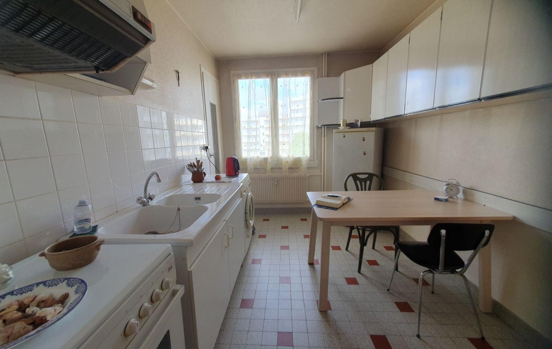  CHAUVET IMMOBILIER : Apartment | ROANNE (42300) | 72 m2 | 77 000 € 