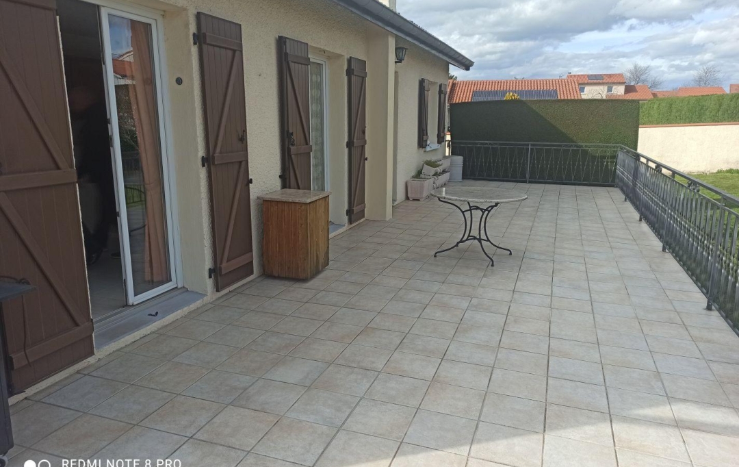  CHAUVET IMMOBILIER : House | SAINT-MAURICE-EN-GOURGOIS (42240) | 90 m2 | 279 000 € 