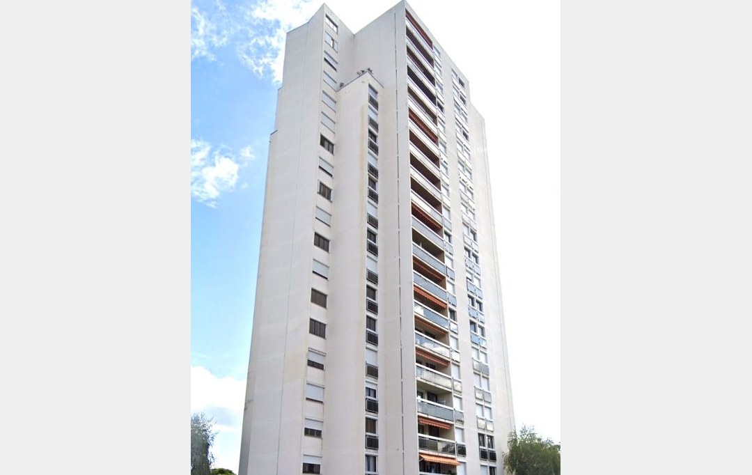  CHAUVET IMMOBILIER : Appartement | ROANNE (42300) | 67 m2 | 87 000 € 