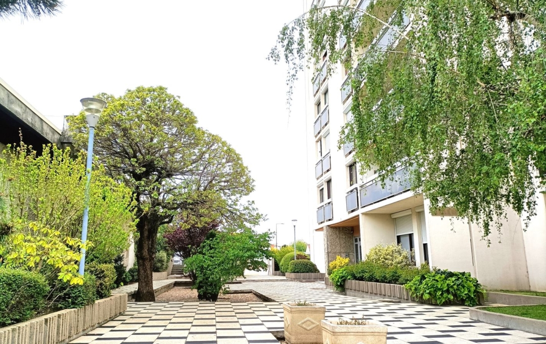  CHAUVET IMMOBILIER : Appartement | ROANNE (42300) | 67 m2 | 87 000 € 