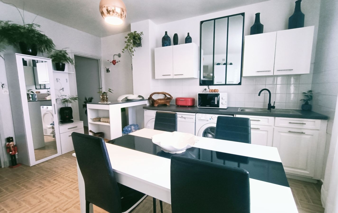  CHAUVET IMMOBILIER : Maison / Villa | CREMEAUX (42260) | 63 m2 | 58 000 € 