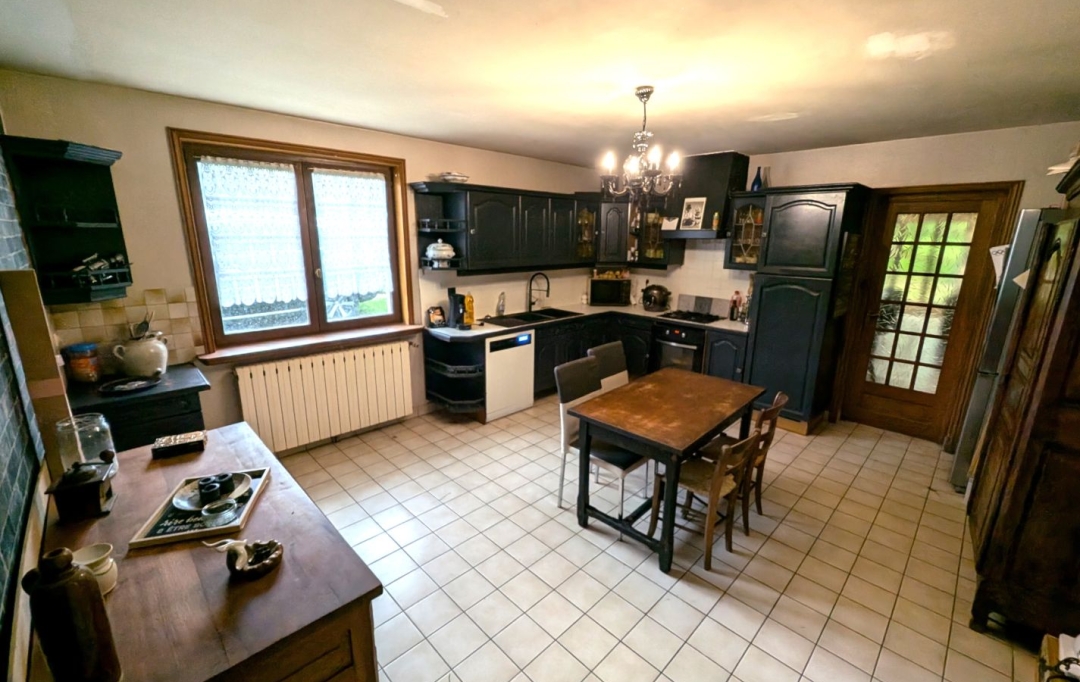 CHAUVET IMMOBILIER : Maison / Villa | LA BENISSON-DIEU (42720) | 159 m2 | 169 000 € 