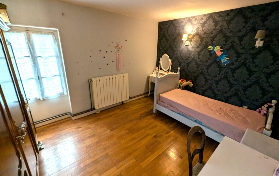  CHAUVET IMMOBILIER : Maison / Villa | LA BENISSON-DIEU (42720) | 159 m2 | 169 000 € 