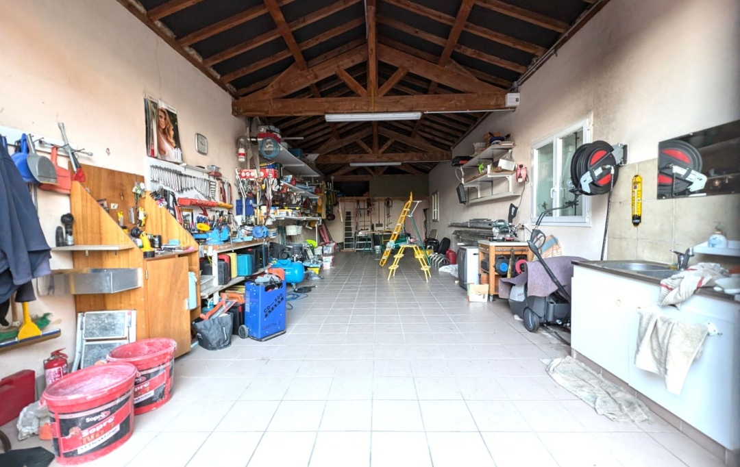  CHAUVET IMMOBILIER : House | BOYER (42460) | 156 m2 | 324 000 € 