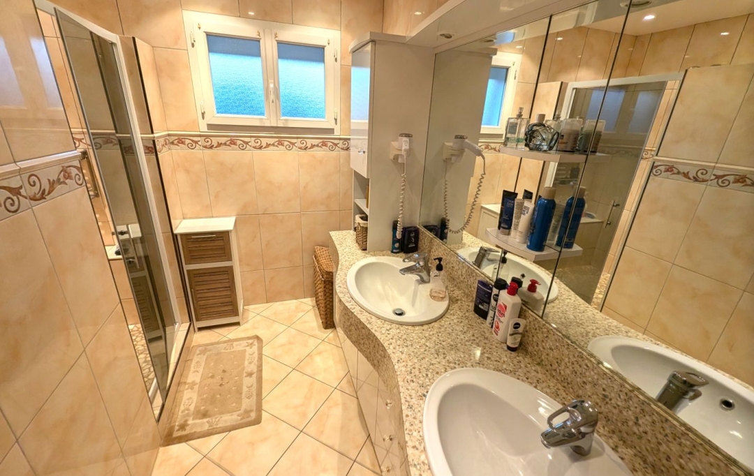  CHAUVET IMMOBILIER : House | BOYER (42460) | 156 m2 | 324 000 € 
