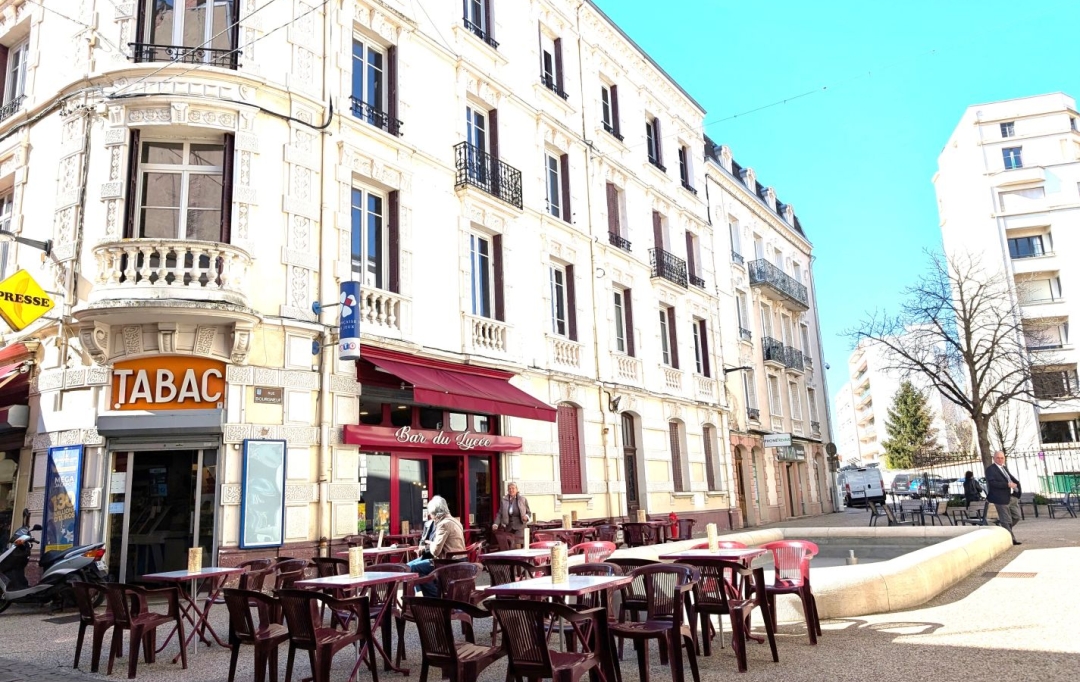  CHAUVET IMMOBILIER : Commercial | ROANNE (42300) | 85 m2 | 169 000 € 