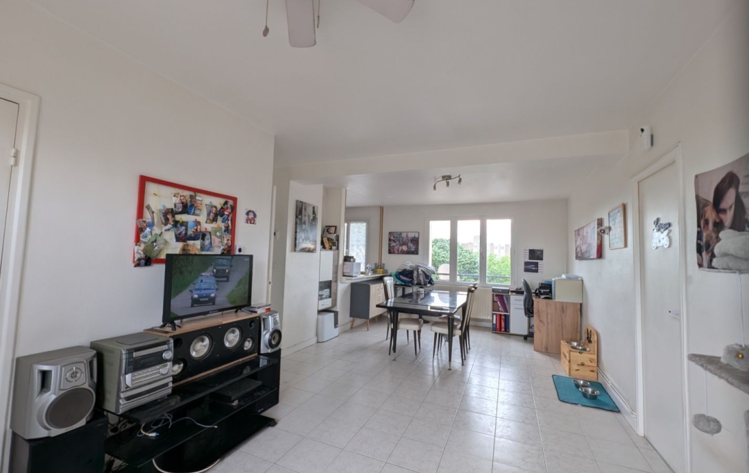  CHAUVET IMMOBILIER : Appartement | ROANNE (42300) | 63 m2 | 68 000 € 