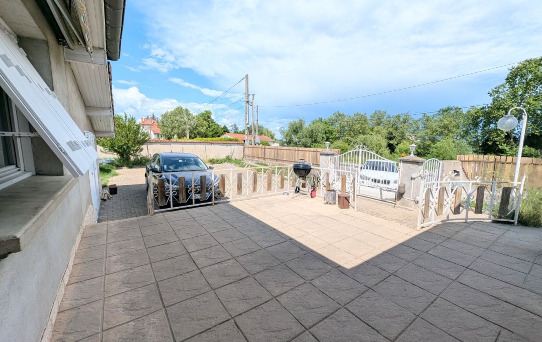  CHAUVET IMMOBILIER : Maison / Villa | RIORGES (42153) | 76 m2 | 169 000 € 