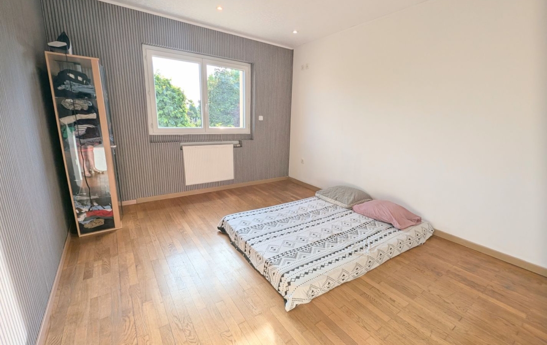  CHAUVET IMMOBILIER : House | MABLY (42300) | 113 m2 | 207 000 € 