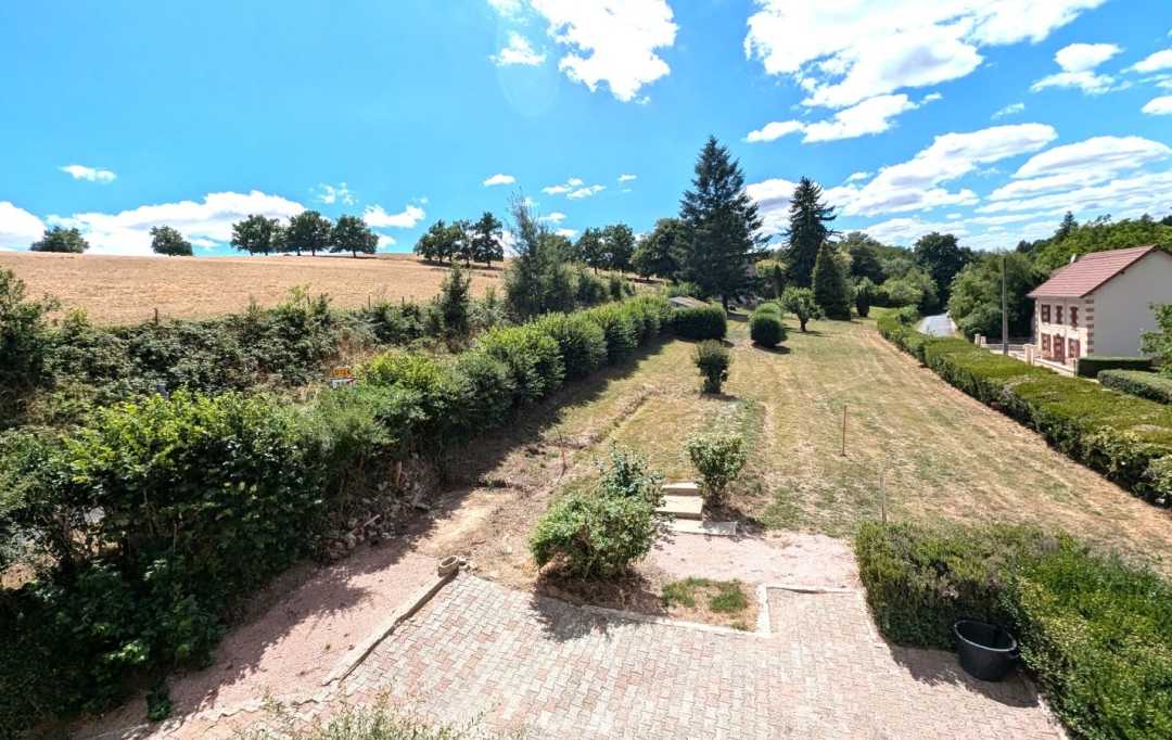  CHAUVET IMMOBILIER : House | BERT (03130) | 106 m2 | 189 000 € 