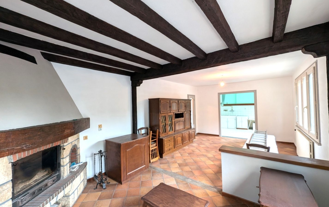  CHAUVET IMMOBILIER : Maison / Villa | LE DONJON (03130) | 80 m2 | 74 000 € 