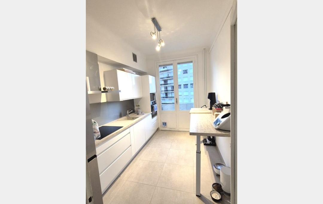  CHAUVET IMMOBILIER : Appartement | SAINT-ETIENNE (42000) | 111 m2 | 219 000 € 