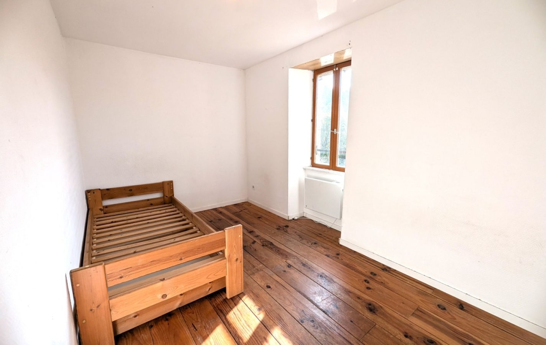  CHAUVET IMMOBILIER : Maison / Villa | SAINT-BONNET-DES-QUARTS (42310) | 96 m2 | 159 750 € 