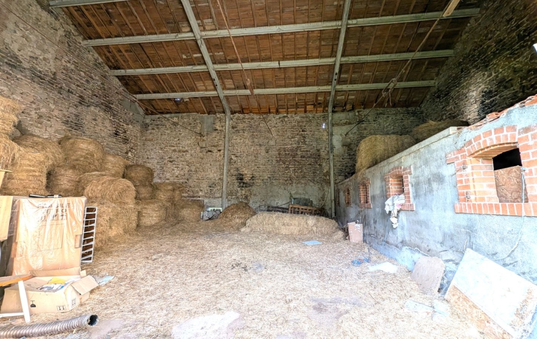  CHAUVET IMMOBILIER : Maison / Villa | SAINT-BONNET-DES-QUARTS (42310) | 96 m2 | 159 750 € 