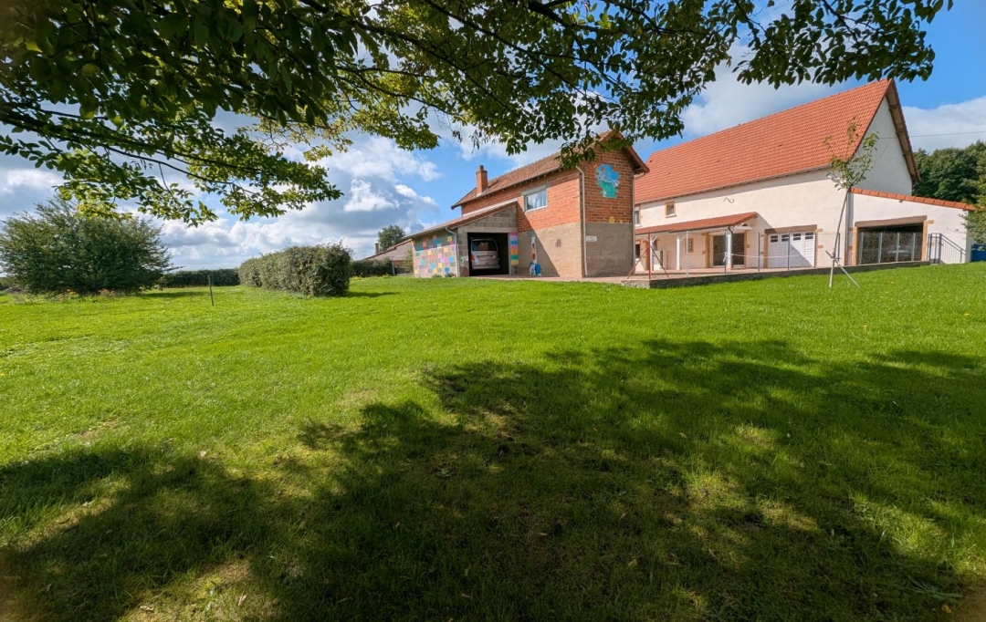  CHAUVET IMMOBILIER : Domaines / Propriétés | MELAY (71340) | 140 m2 | 199 900 € 