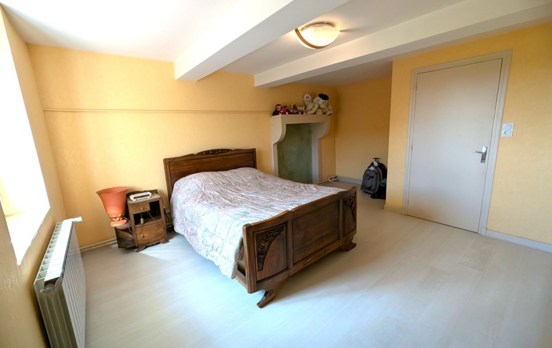  CHAUVET IMMOBILIER : Domaines / Propriétés | MELAY (71340) | 140 m2 | 199 900 € 