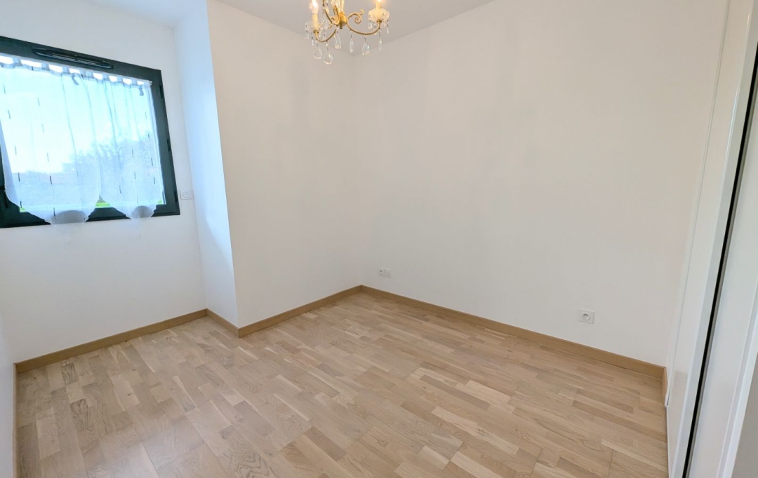  CHAUVET IMMOBILIER : Apartment | ROANNE (42300) | 61 m2 | 175 000 € 