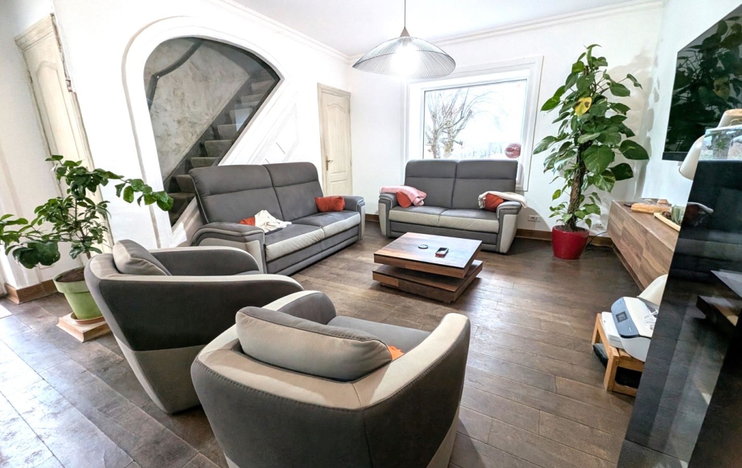  CHAUVET IMMOBILIER : Maison / Villa | SAINT-LEGER-SUR-ROANNE (42155) | 310 m2 | 330 000 &euro; 