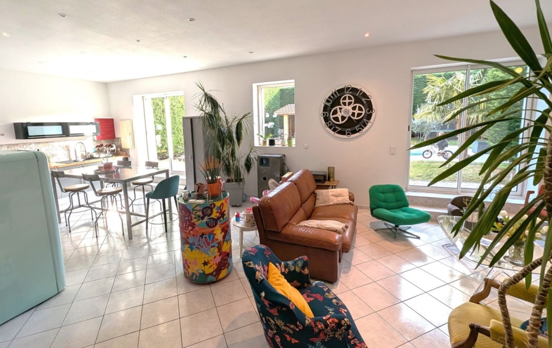  CHAUVET IMMOBILIER : Maison / Villa | RIORGES (42153) | 200 m2 | 399 000 &euro; 