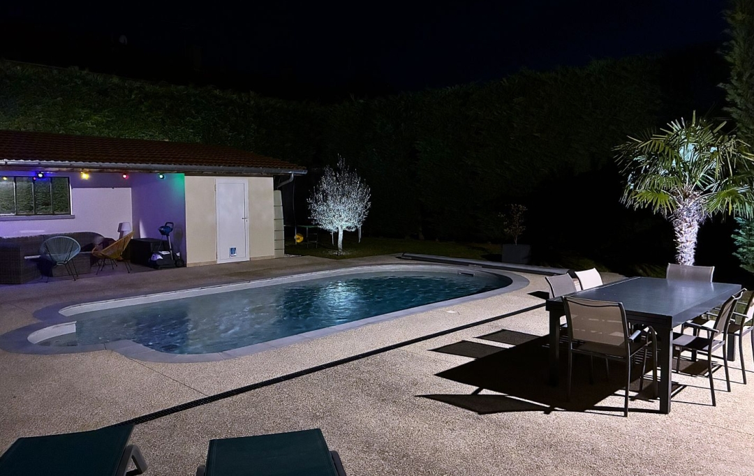 CHAUVET IMMOBILIER : Maison / Villa | RIORGES (42153) | 200 m2 | 399 000 &euro; 