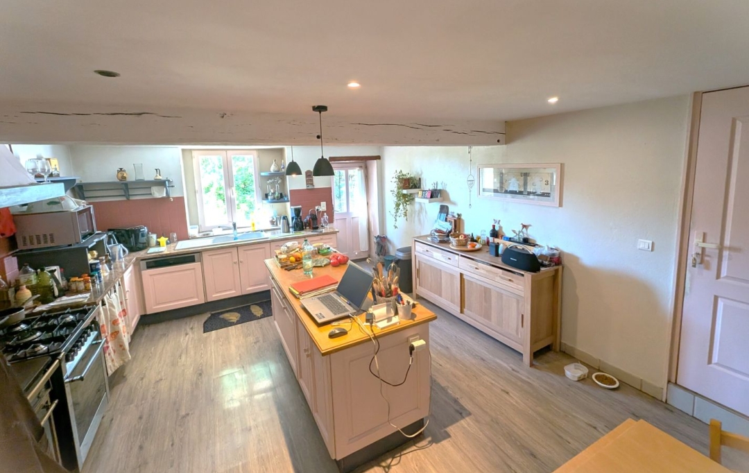  CHAUVET IMMOBILIER : Maison / Villa | AMBIERLE (42820) | 266 m2 | 395 000 &euro; 