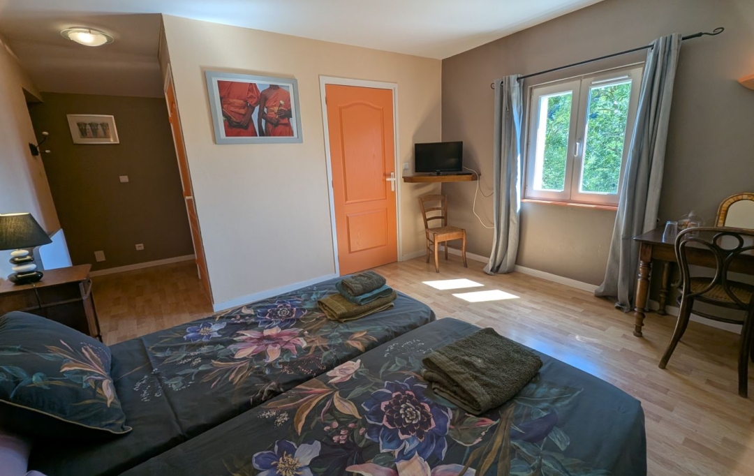  CHAUVET IMMOBILIER : Maison / Villa | AMBIERLE (42820) | 266 m2 | 395 000 &euro; 